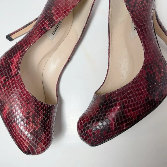 L.K. Bennett Womens 37.5 Snakeskin Maroon Heel Pump Shoes - Picture 8 of 15